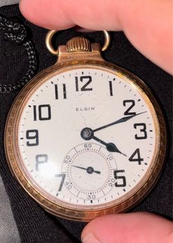 Elgin Vintage Pocket Watch Gold-Tone Case