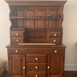 Wood Hutch