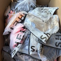 SHEIN Mixed Clothing Pallet - All new & different styles!