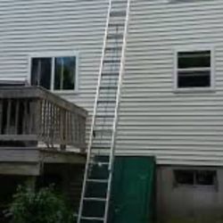 Werner 32 Ft Ladder 