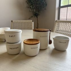 Hearth & Home Ceramic Set Of Food Canisters