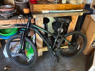Men’s Schwinn Sidewinder Mtn bike