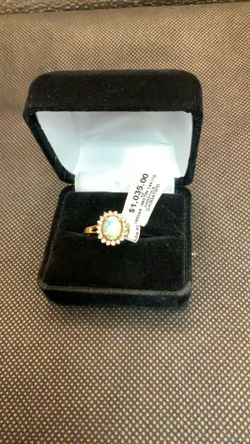 Antique-Inspired 14k Yellow Gold Opal & Diamond Halo Ring - Size 9-10