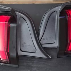 Mustang Gt OEM taillights Gen 3