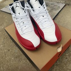 Jordan retro 12 Cherry  Mens size 13