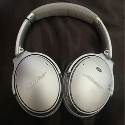 BOSE - QuietComfort 35 II Wireless Noise Cancelling Over-the-Ear Headphones