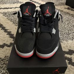 Bred Jordan 4s 