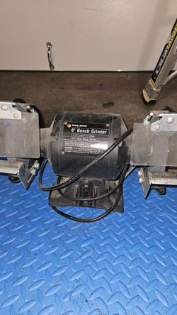 Black & Decker 6" Bench Grinder