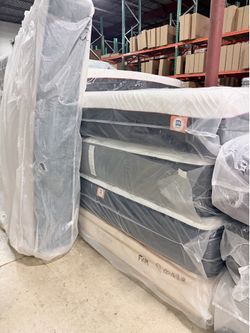 💥Queen mattress good brands starting from $289 and UP💥