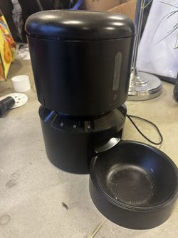 Pet Libro Automatic Dog/Cat Feeder