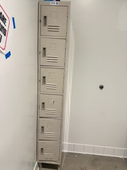 GSW 6-Tier Metal Storage Locker