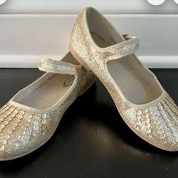 Girls Size 3  Dress Shoes 