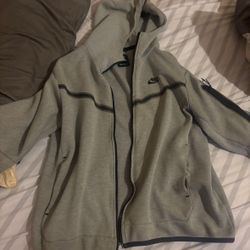 Nike Tech Fleece 
