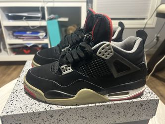 Retro Jordan Bred 4