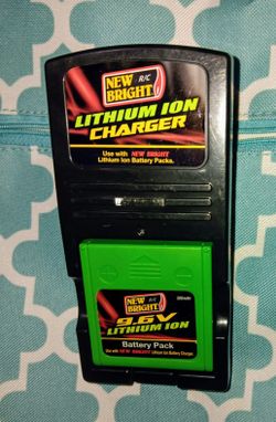 9.6 New  Bright RC Luthium Ion Battery Pack and Charger