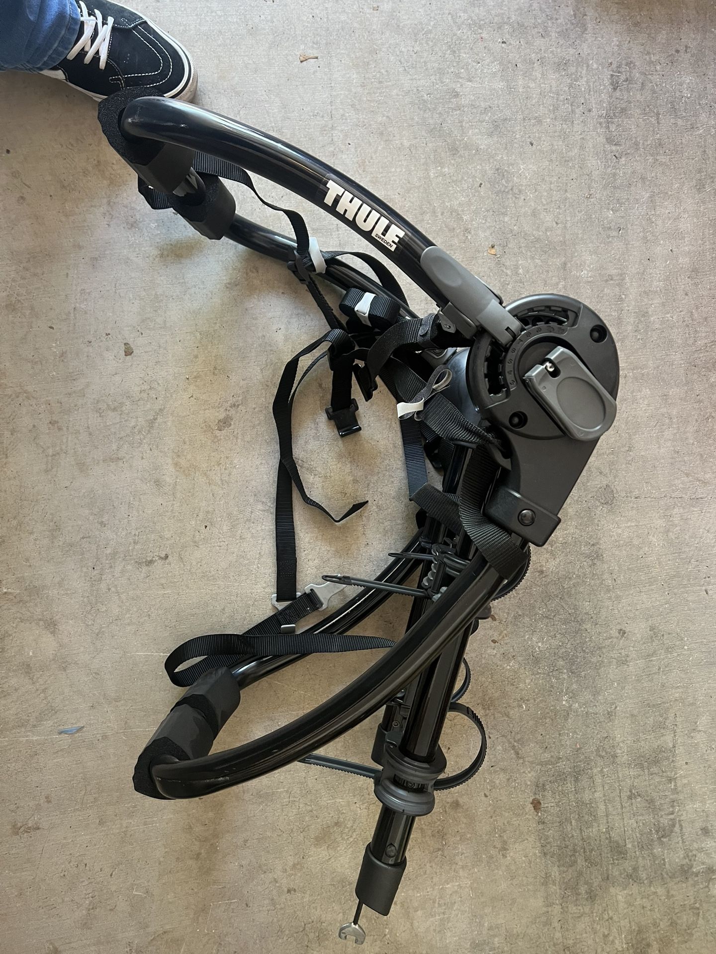 Thule Gateway Pro 2-Bike Trunk Bike Rack