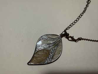 Leaf Necklace