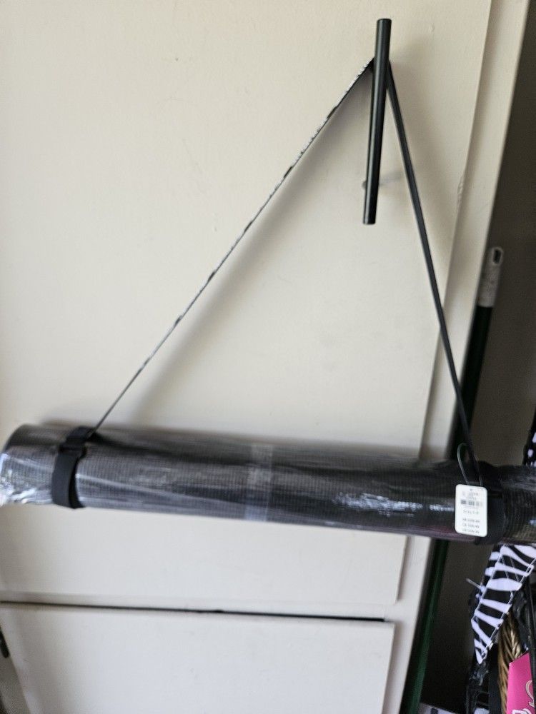 VS Pink New Yoga Or Excercise Mat With Shoulder Strap