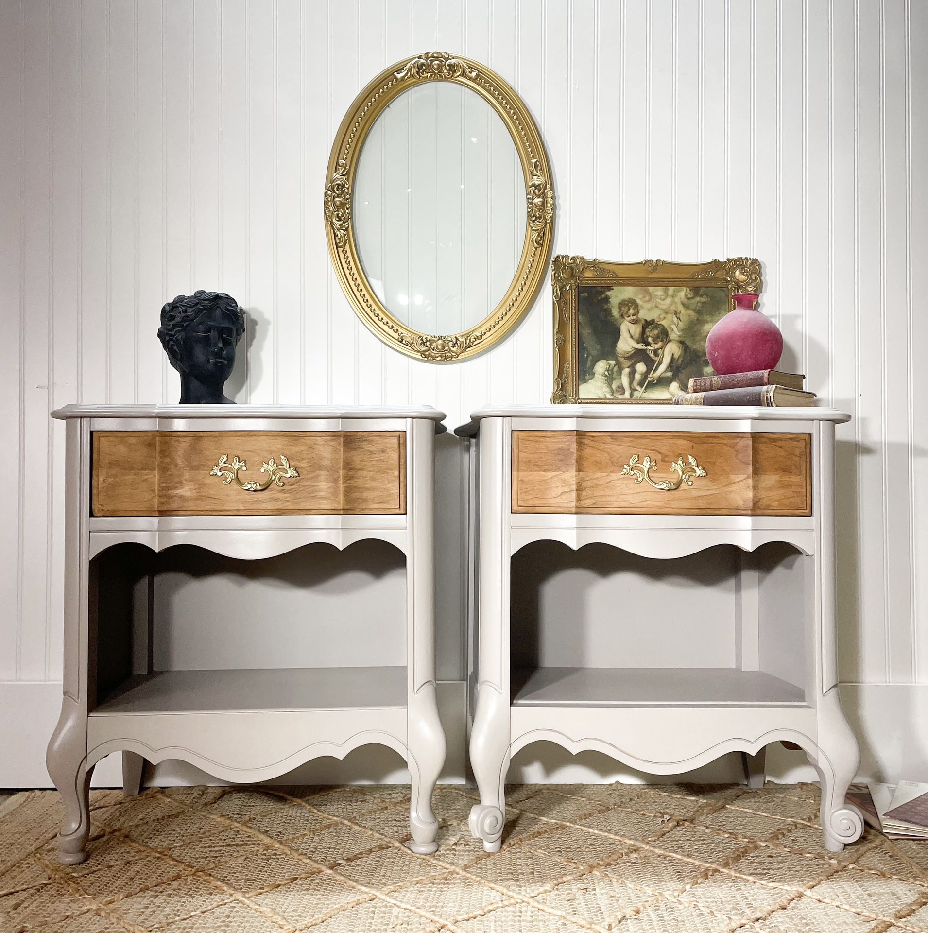 French Provincial Bedroom set by Thomasville! Lowboy dresser & two