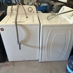 AMANA washer & Dryer Set 