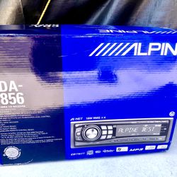 Old School Alpine CDA-9856 CD player with MP3/WMA playback 