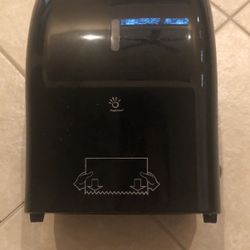 Paper Towel Dispenser