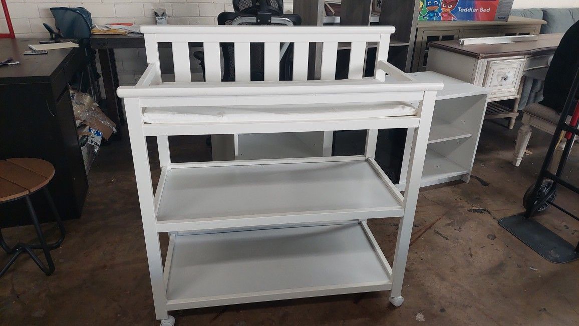 New Changing Table With Pad Included $60 Firm Price 