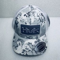 New With Tags HUK Fin Flats Camo Trucker Snapback Cap, One Size Fits Most