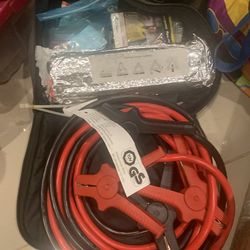 Cables y accesorios nuevos  paquete