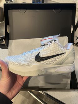 Kobe VI Sail Size 7 Men’s 