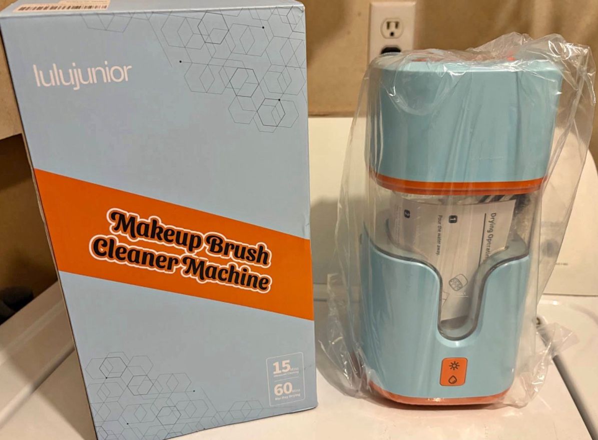 Makeup Brush Cleaner Machine