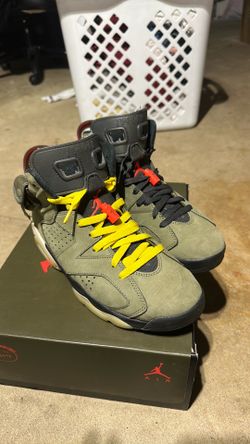 Travis Scott’s retros 6 olive