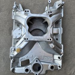 Edelbrock 2720 Torker Pontiac Intake Manifold