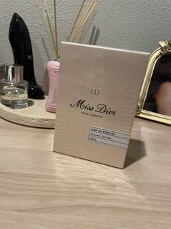 Miss Dior Rose Essence
