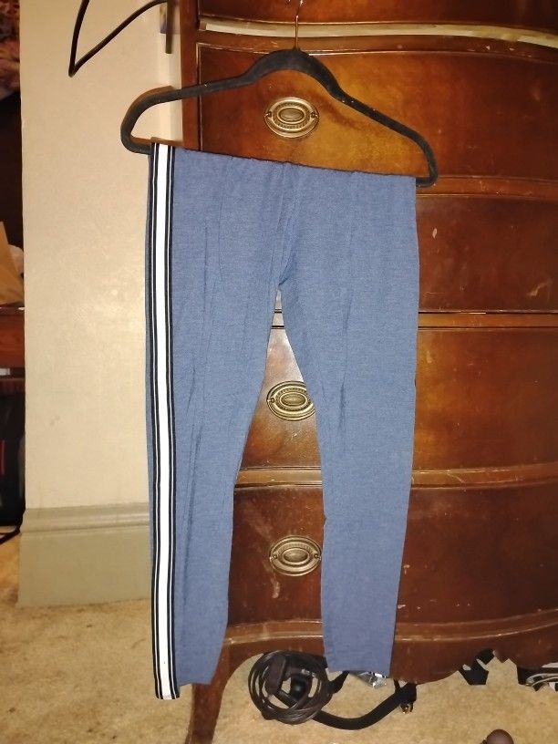 Life Is Good Leggings. New Without Tags. Size Medium 