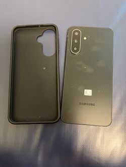 Samsung galaxy A17 5G in like new condition 128GB locked to metro