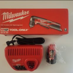 Milwaukee New Kit 3/8”right Angle Drill M12 Battery And Charger 