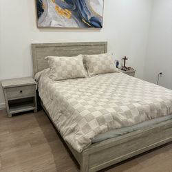 Queen 4 Pc Bedroom Set