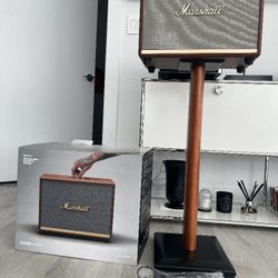 Marshall Woburn 3  w/ custom Stand.