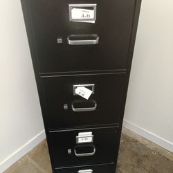 4 Drawer File Cabinets 