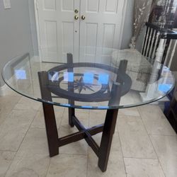 Round Glass Dining Table 