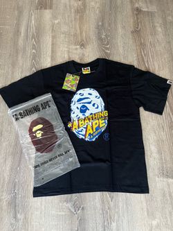 Bape Size Medium selling 45$