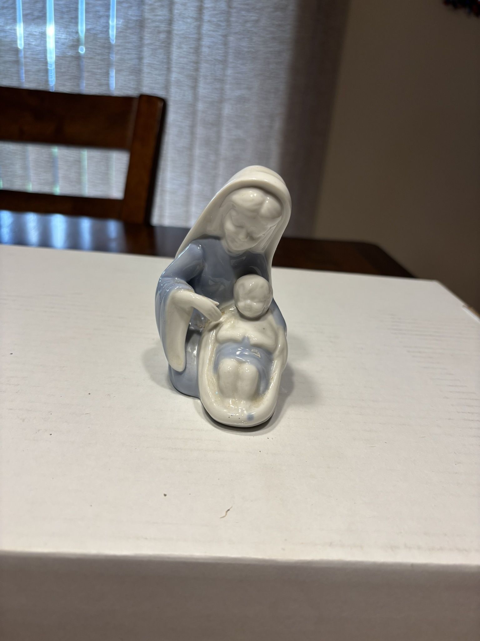 Vintage Porcelain Mary & Baby Jesus Figurine