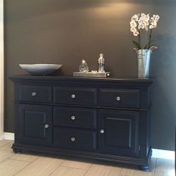 China Cabinet 