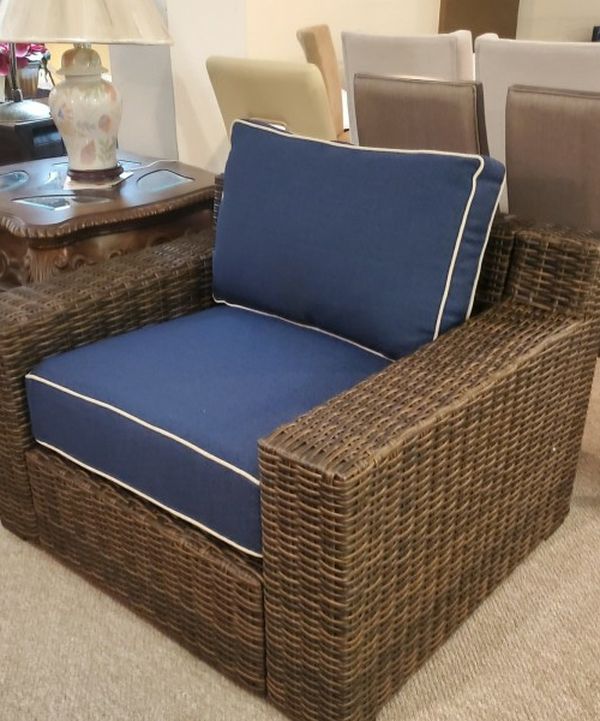Outdoor Blue New Oversize Chair