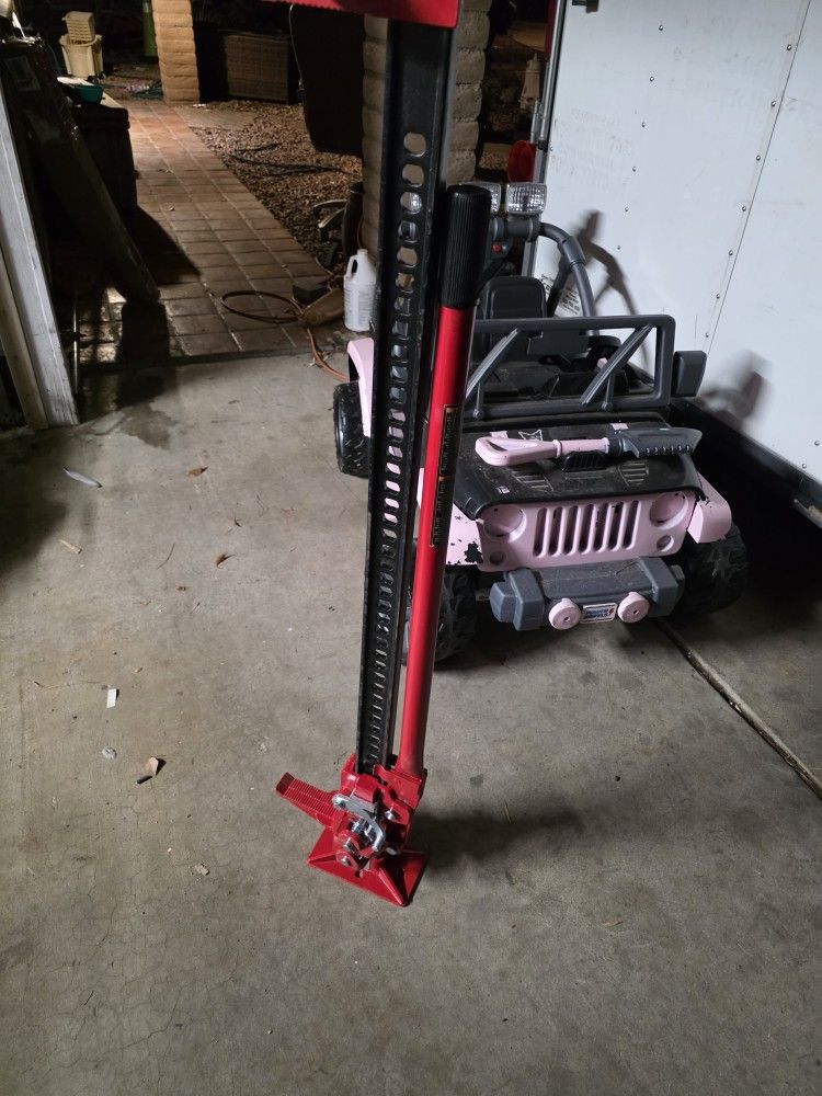 48" Big Red Farm Jack 3ton New