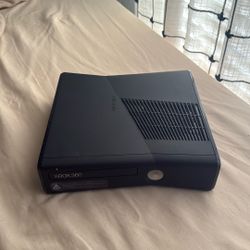 Xbox 360 With Ww2 Game