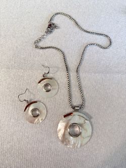 Mother of pearl e set
