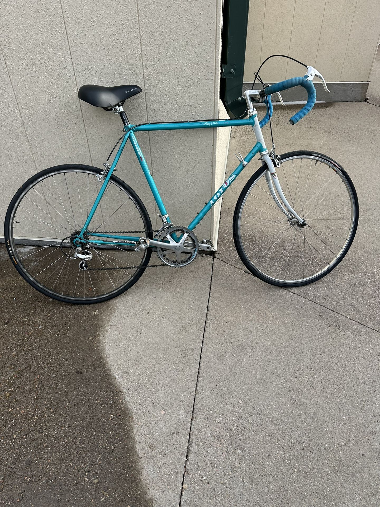 Lotus Vintage Road Bike