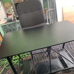 Desk And Chair 